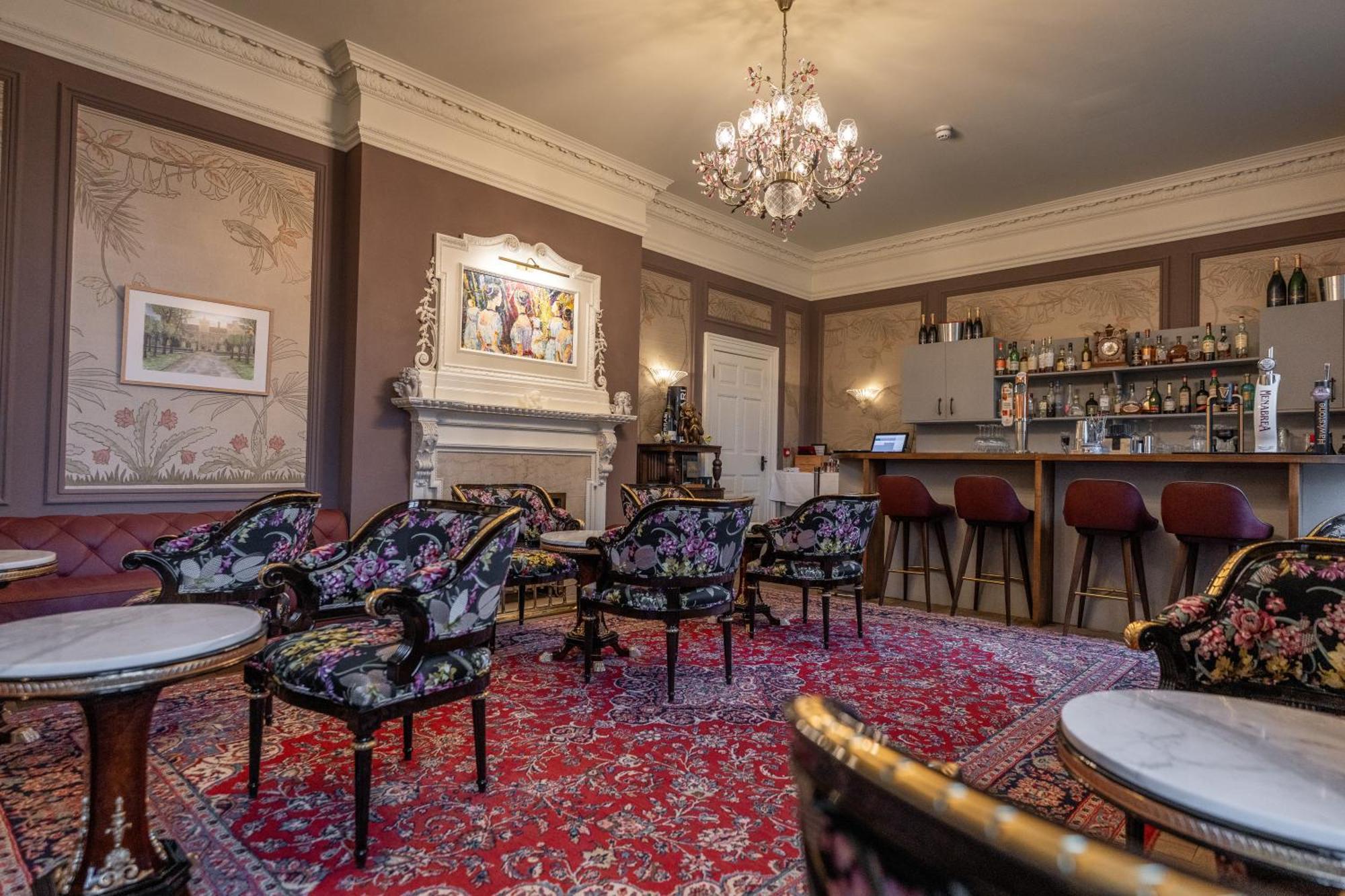 Weston Manor Hotel المظهر الخارجي الصورة
