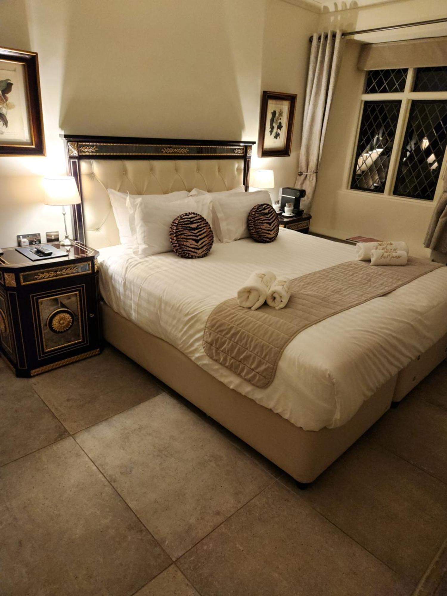 Weston Manor Hotel المظهر الخارجي الصورة