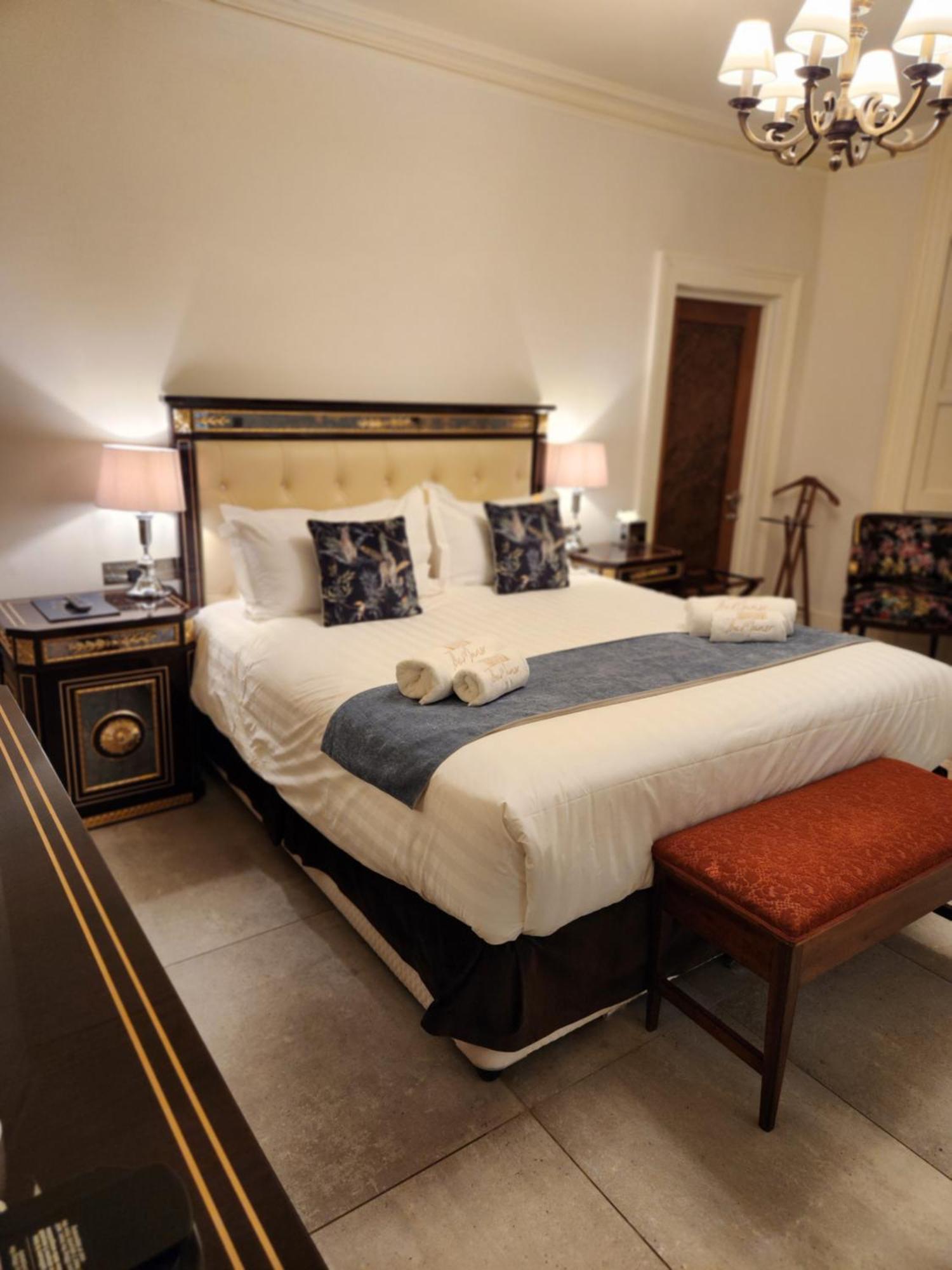 Weston Manor Hotel المظهر الخارجي الصورة
